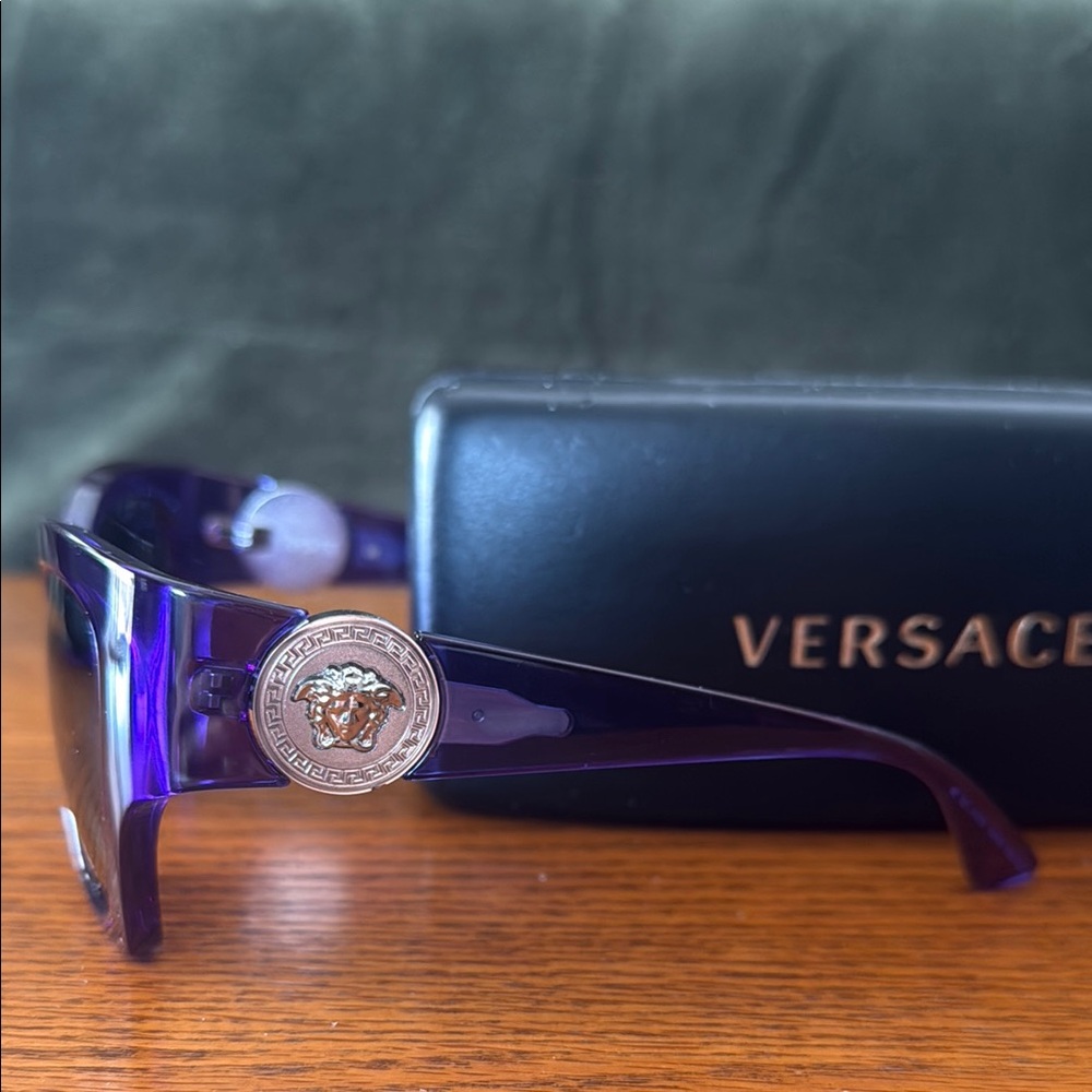 Versace Purple Sunglasses - Picture 4 of 9